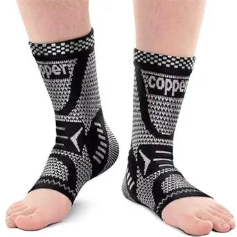 Night ankle splint with detachable gel ice pack.