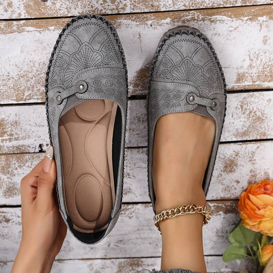 Women's Retro Metal Buckle Loafers