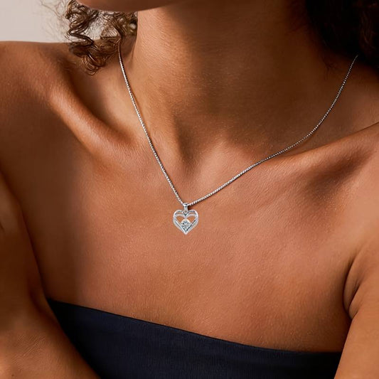 925 silver 1 carat moissanite heart pendant necklace.